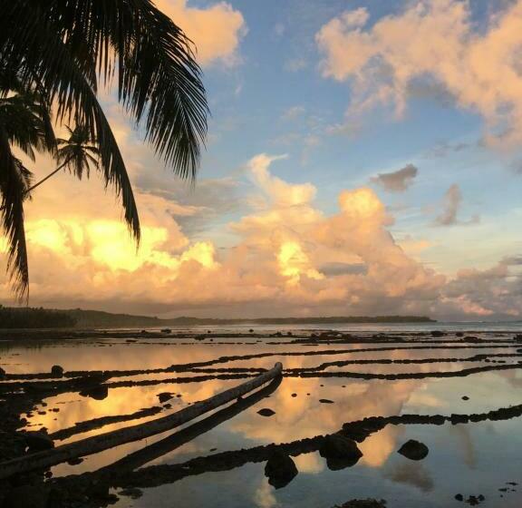 بنسيون Nias Kristov Surf Camp