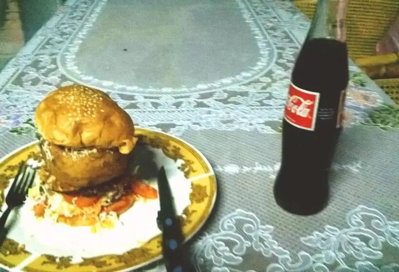 Majatalo Nias Kristov Surf Camp