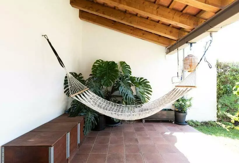 Majatalo Rustic & Chic B&b