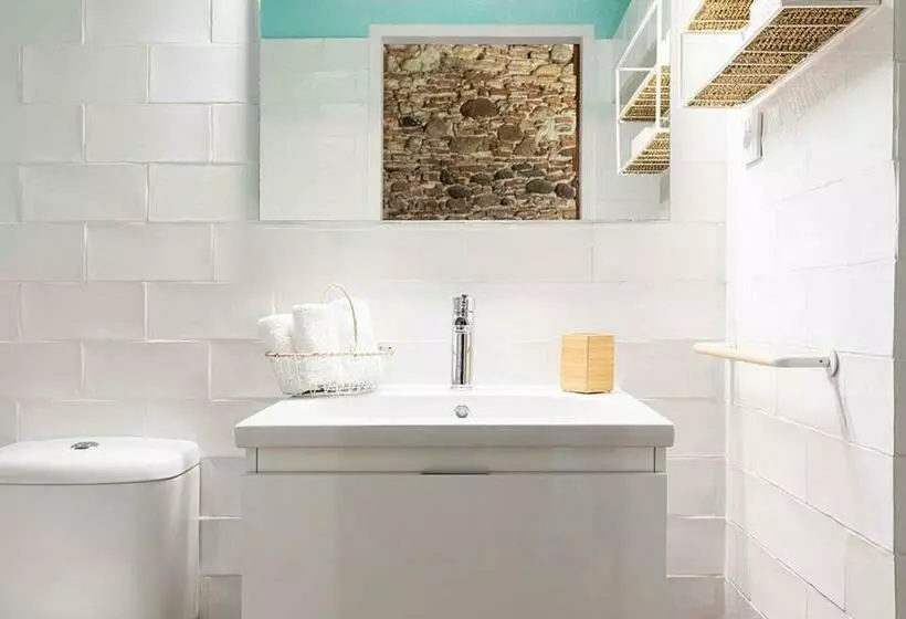 Majatalo Rustic & Chic B&b