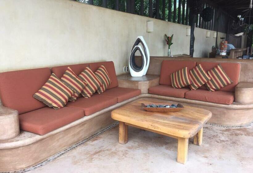 تختخواب و صبحانه Casa De La Costa