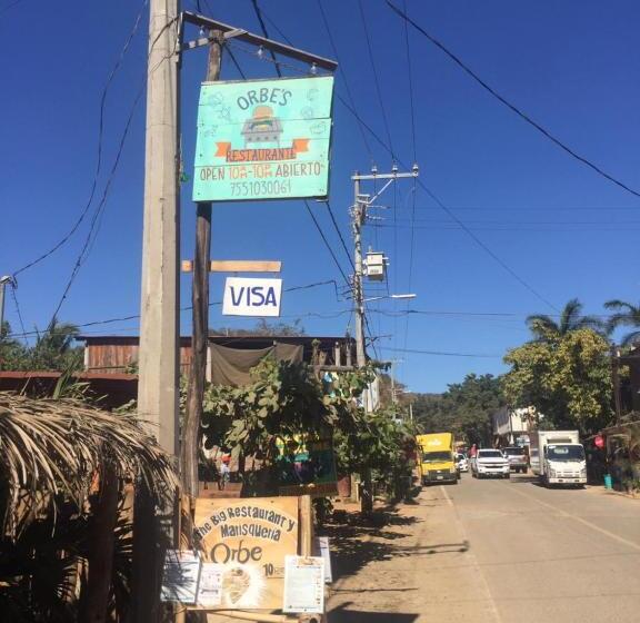 تختخواب و صبحانه Casa De La Costa