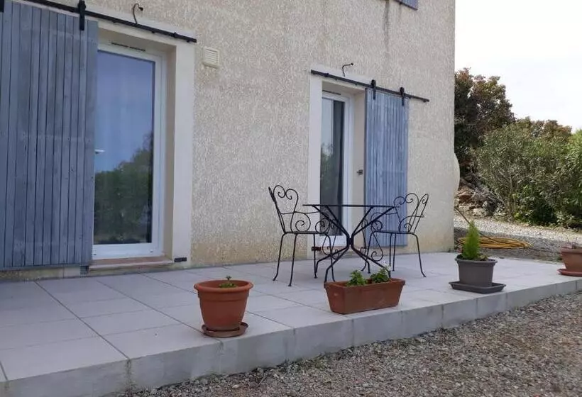 Aamiaismajoitus (B&B) Domaine De La Clotte