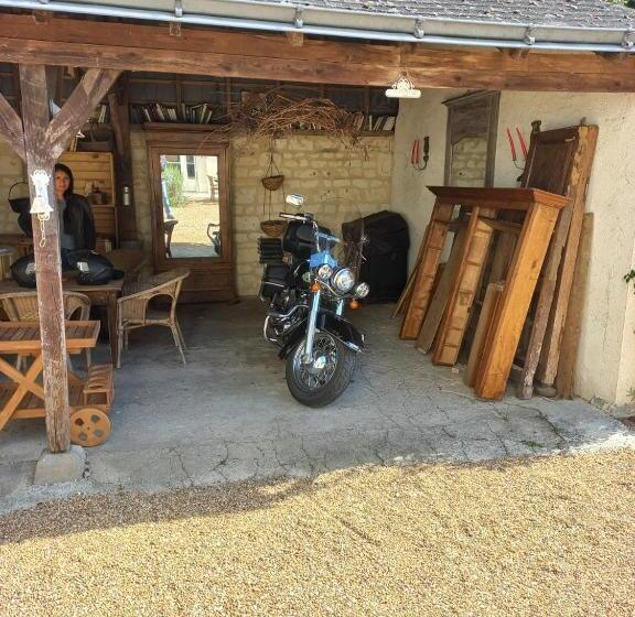 住宿加早餐  La Douceur Saumuroise Avec Petit Déjeuner