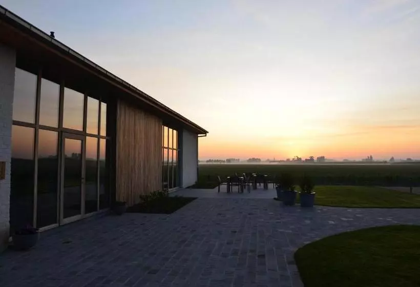 Aamiaismajoitus (B&B) Oversteekhof