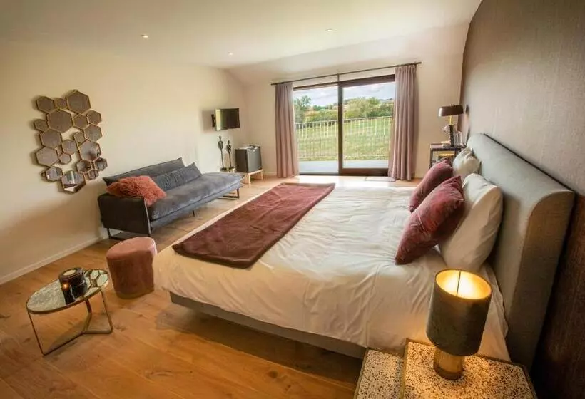 Aamiaismajoitus (B&B) Oversteekhof