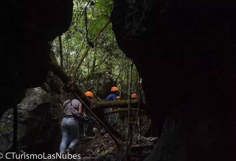 Hotelli Ciudad De Las Rocas