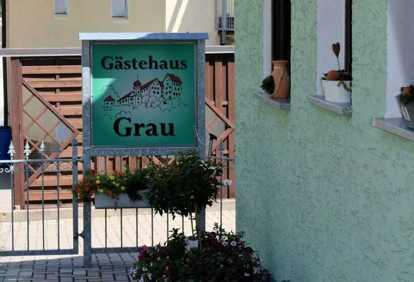 Hotelli Gaestehaus Grau