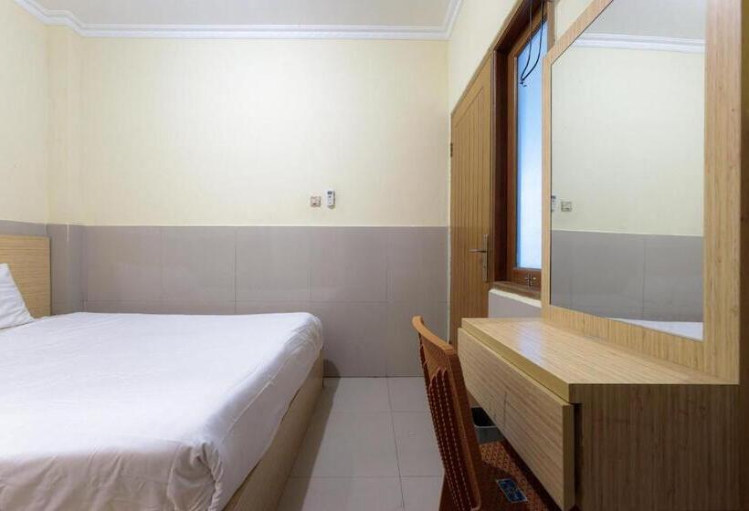 Hotell Dpaseban Jakarta Mitra Reddoorz