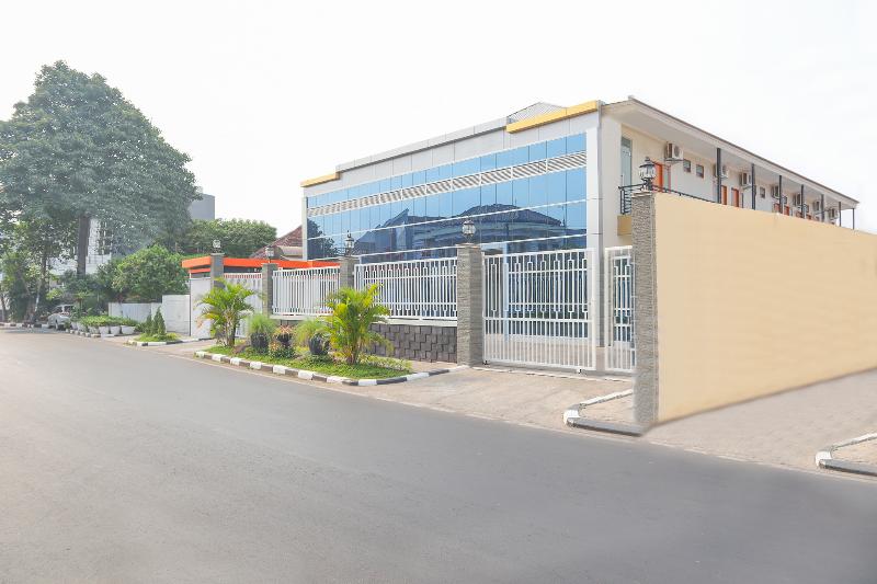 Hotell Dpaseban Jakarta Mitra Reddoorz