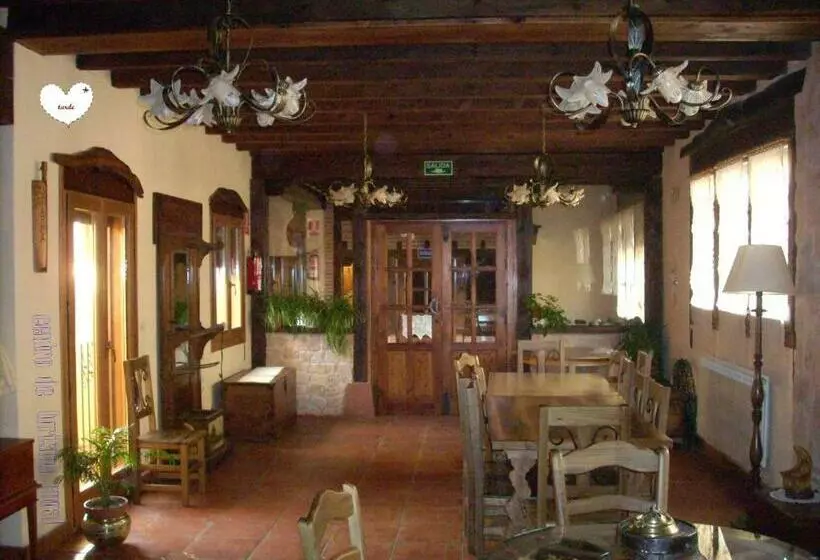 ホテル Rural La Romerosa