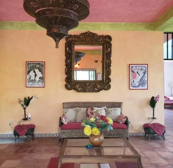 ペンション Casa Jardín Del Tuito