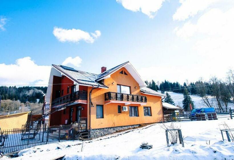 پانسیون Casa Teo&andreea