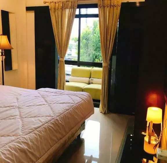 Pension (Hôtel basse catégorie) Halona Residence