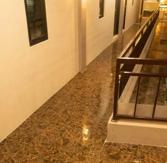 Pension (Hôtel basse catégorie) Halona Residence