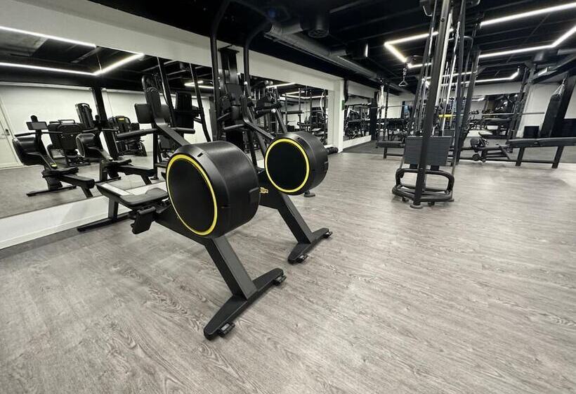 Stryn House   Hotel & Apartments