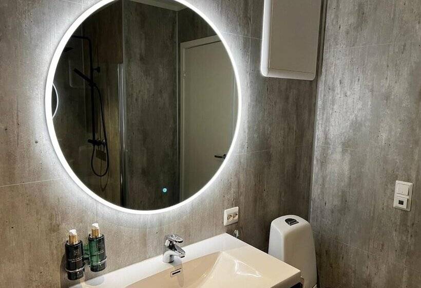 Stryn House   Hotel & Apartments