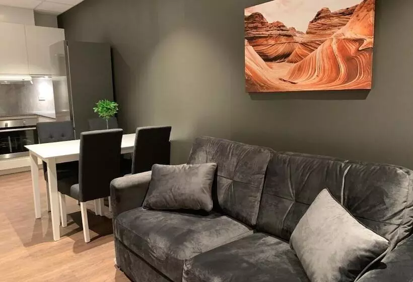 Stryn House   Hotel & Apartments