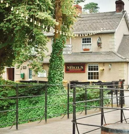 Basil Sheils B&b Accommodation Armagh