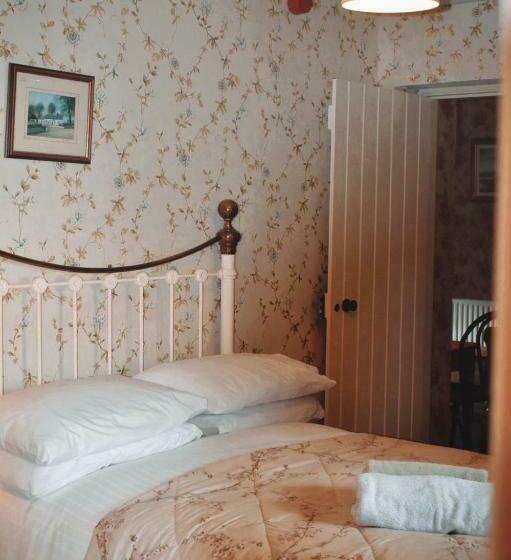 Basil Sheils B&b Accommodation Armagh