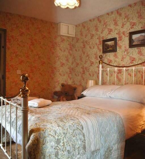 Basil Sheils B&b Accommodation Armagh