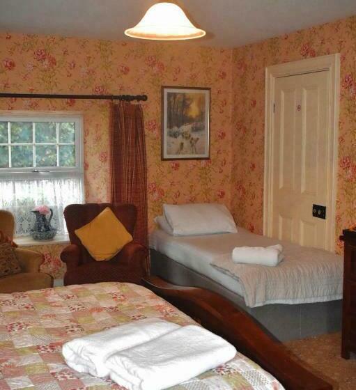 Basil Sheils B&b Accommodation Armagh