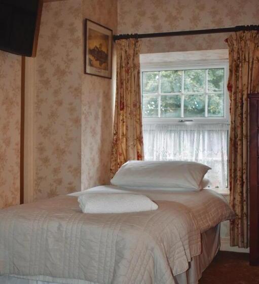 Basil Sheils B&b Accommodation Armagh