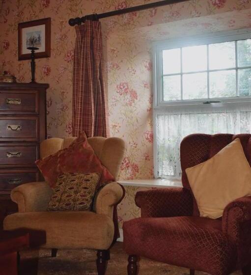 Basil Sheils B&b Accommodation Armagh