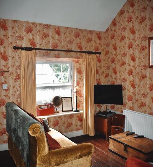Basil Sheils B&b Accommodation Armagh