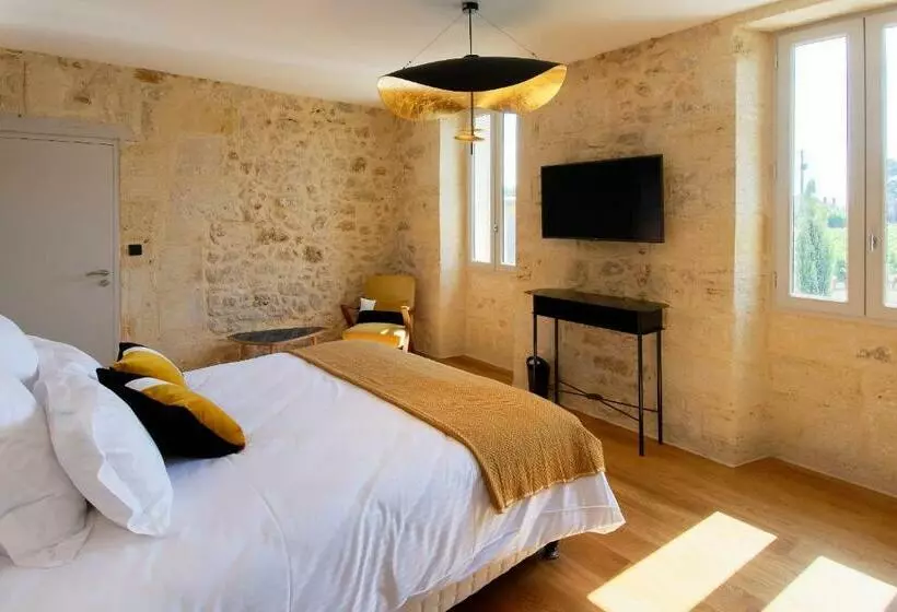 Aamiaismajoitus (B&B) Chateau Croix De Labrie