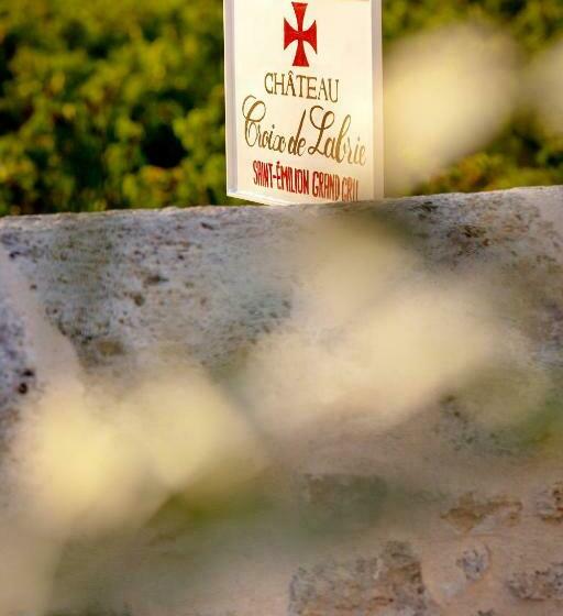 Bed and Breakfast Chateau Croix De Labrie