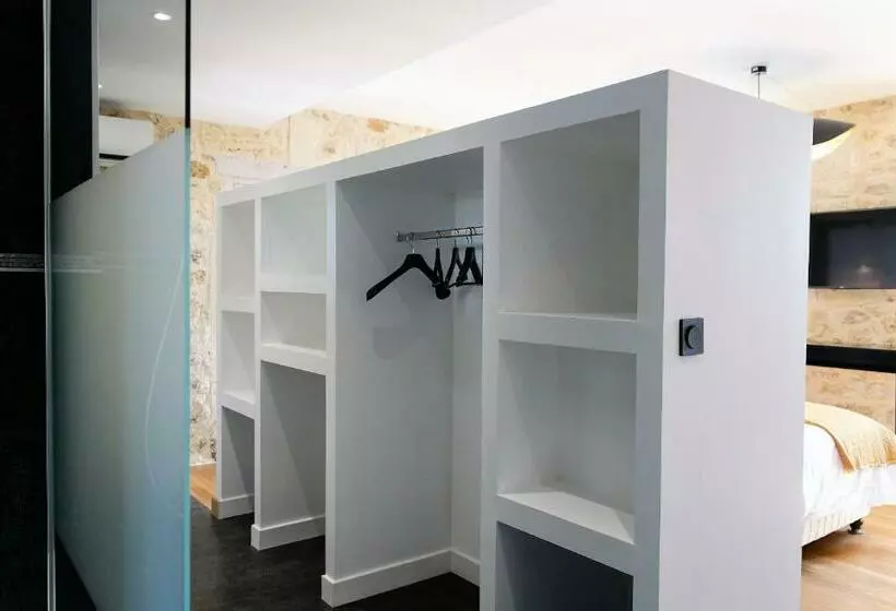 Aamiaismajoitus (B&B) Chateau Croix De Labrie