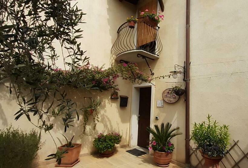 住宿加早餐 Entula E Mari Bed&brakfast