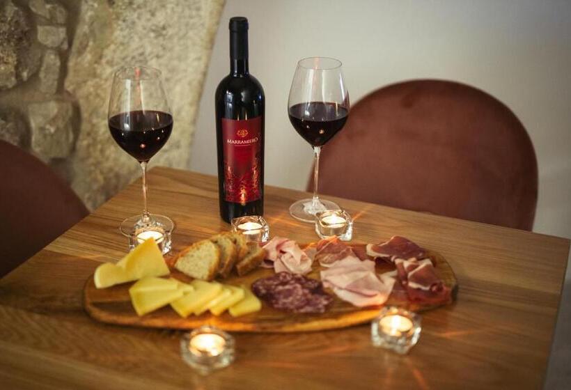 مبيت وإفطار Garni Il Concale