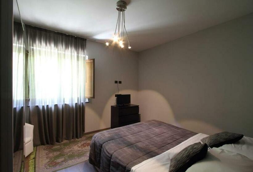 مبيت وإفطار Il Ruscello Rooms And Luxury Suite