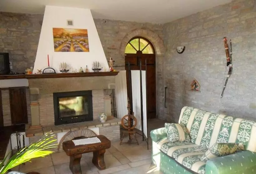 Aamiaismajoitus (B&B) La Cinci Allegra