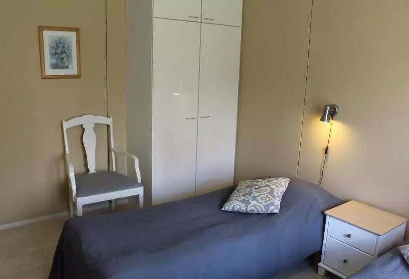 Labbnäs Semesterhem, Radhuset