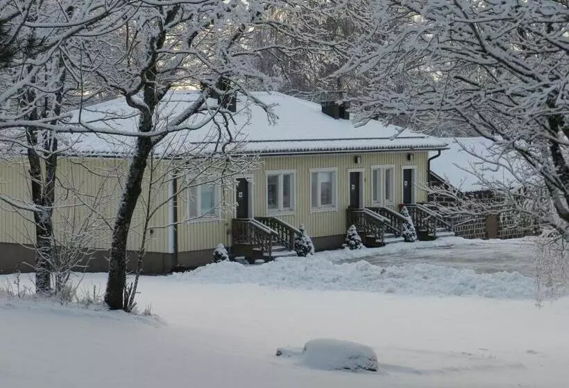 Labbnäs Semesterhem, Radhuset
