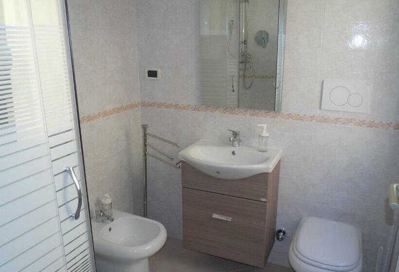 بنسيون Australe