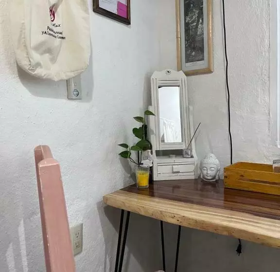 پانسیون Hostal Casa De Zeferina