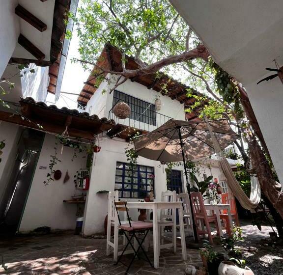 פנסיון Hostal Casa De Zeferina