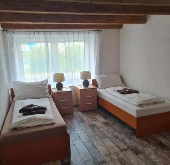 Majatalo Penzion Alka