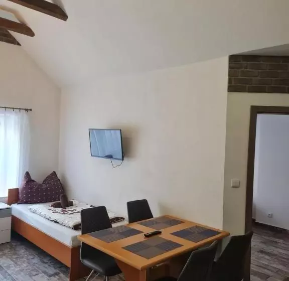 Majatalo Penzion Alka