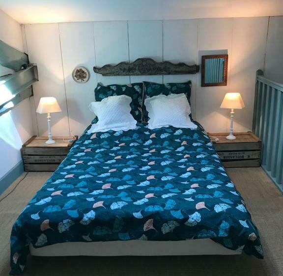 مبيت وإفطار Au Bord De Thau