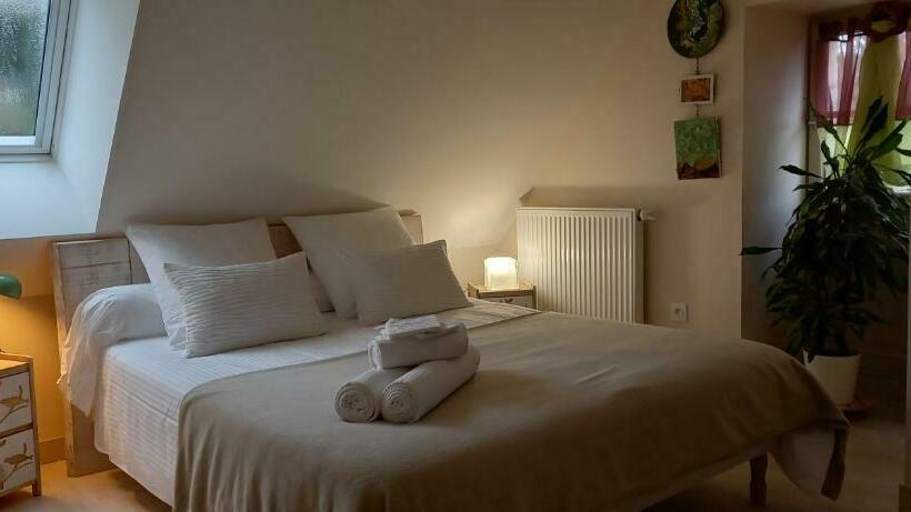 ベッドアンドブレックファースト Aux Penates De Toni Beauval