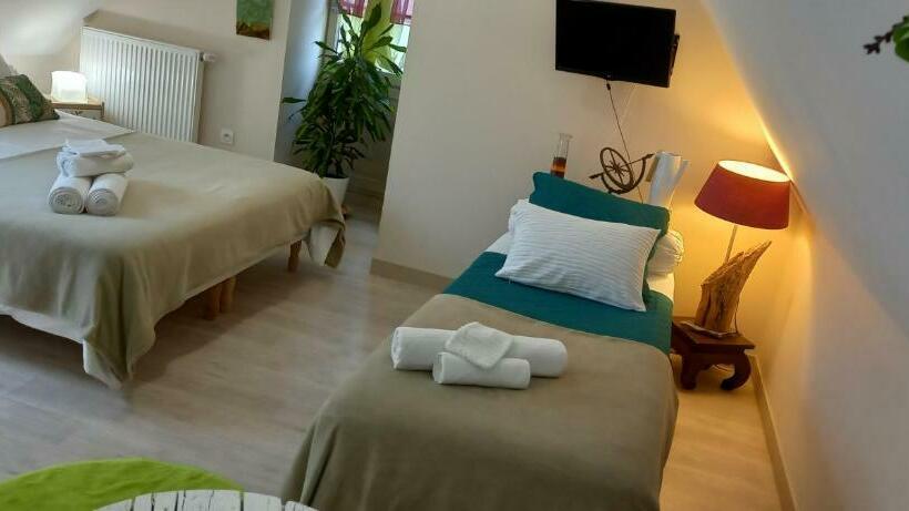 ベッドアンドブレックファースト Aux Penates De Toni Beauval