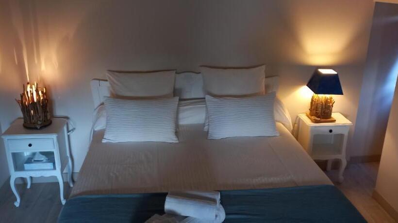 ベッドアンドブレックファースト Aux Penates De Toni Beauval