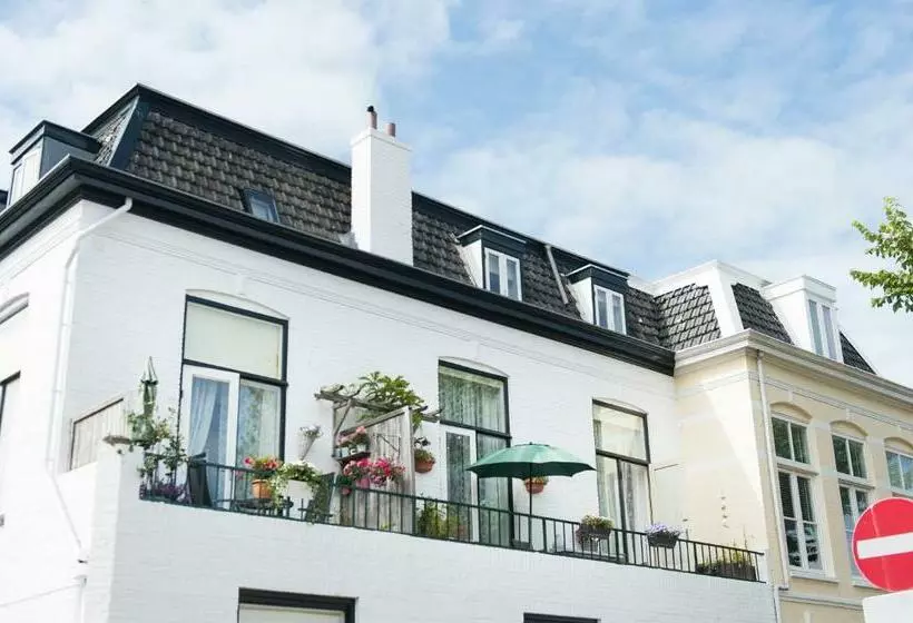 تختخواب و صبحانه Casa Fiore Zandvoort