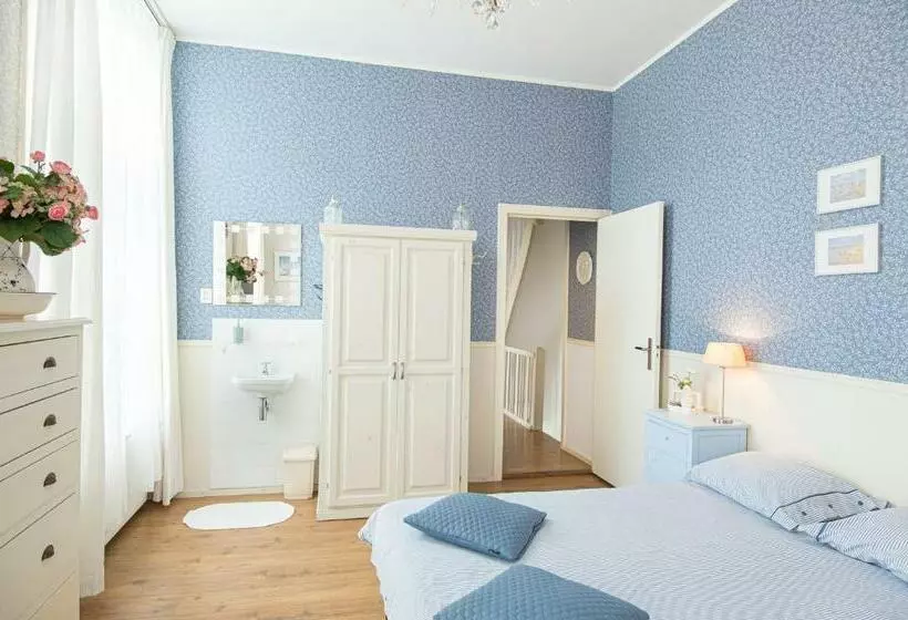 تختخواب و صبحانه Casa Fiore Zandvoort