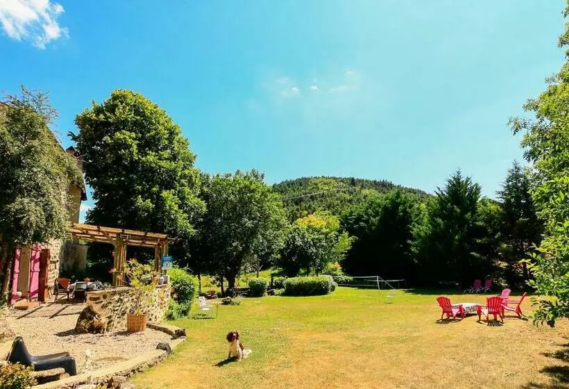 تختخواب و صبحانه Domaine De Bauzit